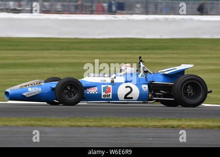 Sir Jackie Stewart OBE fährt mit seinem 1969 Matra MS 80-02 Formel-1-Auto bei der Silverstone Classic 2019 Stockfoto