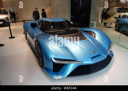 ---- Eine NextEV Nio EP9 Supercar ist auf Anzeige an der NIO Haus in Shanghai, China, 16. Januar 2018. Nio, ein homegrown Elektroauto Startup Stockfoto