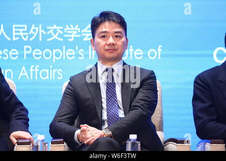 ------ Richard Liu Qiangdong, Vorsitzender und CEO von on-line-Einzelhändler JD.com, besucht das Forum der "Internationale Zusammenarbeit entlang der Digitalen Seidenstraße Stockfoto