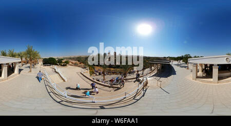 400 x 180 Grad - Panorama: Qasr el Yahud, grenzuebergang zwischen dem Westjordanland und Jordanien, Fluss Jordan bei Jericho, Westbank/Westjordanland, Stockfoto