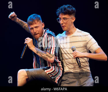 Edinburgh, Schottland. UK. 31. Juli 2019. Foto Anruf in Edinburgh Montage Gala starten, Gastgeber: Frisky der Verspieltes & Mannish. Teil des Edinburgh Fringe Festival 2019. Credit: Andrew Eaton/Alamy Leben Nachrichten. Stockfoto