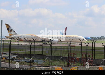 Eine Boeing 787-8 Dream Liner am Flughafen Manchester Credit : Mike Clarke / Alamy Stock Photos Stockfoto