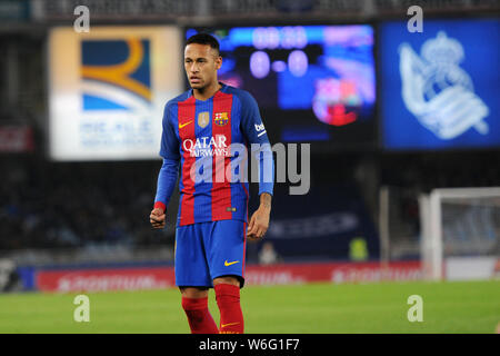 Neymar während des Spiels zwischen Real Sociedad und Futbol Club Barcelona bei Anoeta Stadium statt. (Bild: © julen Pascual Gonzalez) Stockfoto