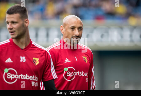 Torwart Heurelho Gomes von Watford pre Match während der Vorsaison Freundschaftsspiel zwischen QPR & Watford an der Loftus Road Stadium, London, England am 2. Stockfoto