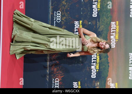 Berlin, Deutschland. 01 Aug, 2019. Die australische Schauspielerin Margot Robbie kommt nach der Premiere ihres Films 'Once upon a time in Hollywood" im Cinestar am Potsdamer Platz. Die Hollywood Produktion startet am 15.08.2019 in die deutschen Kinos. Foto: Jens Kalaene/dpa-Zentralbild/dpa/Alamy leben Nachrichten Stockfoto