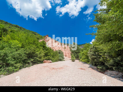 Fiastra See und Lame Rosse Canyon-naturalistischen wilde Attraktion im Nationalpark Monti Sibillini, Provinz Macerata, Region Marken, Italien Stockfoto