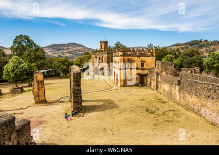 Fasilides das Archiv und die Bibliothek von yohannes ich, wie von Fasilides Schloss, Fasil Ghebbi (Royal Enclosure); Gonder, Amhara Region in Äthiopien gesehen Stockfoto