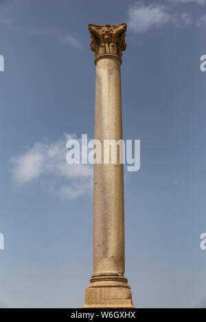 Pompeius Säule in serapeum von Alexandria, Alexandria, Ägypten Stockfoto