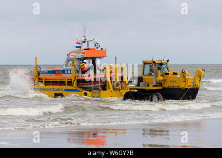 KNRM Rettungsboot EDITH GRONDEL eingeleitet. KNRM ist die freiwillige Organisation in den Niederlanden mit der Aufgabe, die Rettung von Leben auf See. Stockfoto