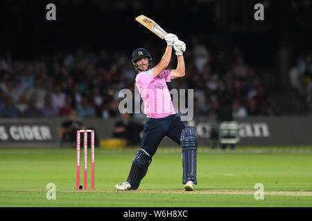 London, Großbritannien. 1 Aug, 2019. Nathan Sowter von Middlesex während T 20 Vitalität Blast Befestigung zwischen Middesex vs Kent bei der Lord's Cricket Ground am Donnerstag, August 01, 2019 in London, England. Credit: Taka G Wu/Alamy leben Nachrichten Stockfoto