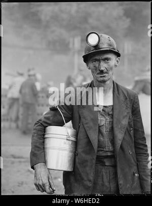 Harry Fain, Kohle Lader. Inland Steel Company, Stellmacher #1&2 Minen, Stellmacher, Floyd County, Kentucky. Stockfoto