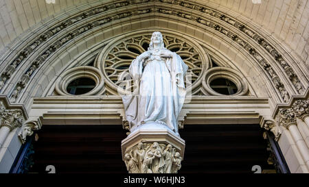 Pfarrei vom Heiligen Herzen von Jesus und der heilige Ignatius von Loyola, auch als die Kirche von Queen bekannt, Havanna, Kuba Stockfoto