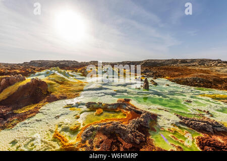 Sauren Pools, mineralische Formationen, Salzablagerungen im Krater des Dallol Vulkan, die danakil Depression; ferne Region, Äthiopien Stockfoto