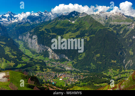 Bergdorf Wengen, Schweiz Stockfoto