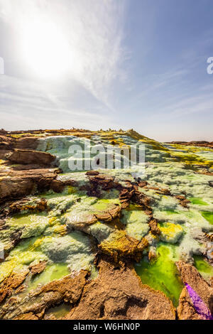 Sauren Pools, mineralische Formationen, Salzablagerungen im Krater des Dallol Vulkan, die danakil Depression; ferne Region, Äthiopien Stockfoto