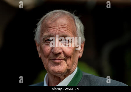 Rust, Deutschland. 18 Juli, 2019. Peter Straub (CDU), ehemaliger Präsident des baden-württembergischen Landtags, steht im Europa-Park. Quelle: Patrick Seeger/dpa/Alamy leben Nachrichten Stockfoto