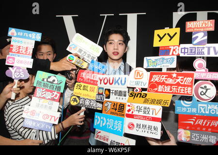 Lai Kuan-lin der Koreanischen junge Band will Man besucht eine Werbeveranstaltung für Valentino in Hongkong, China, 26. Januar 2018. Stockfoto