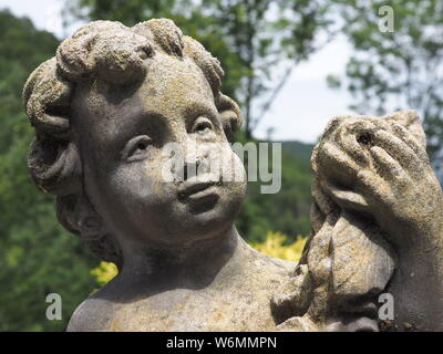 Die Kinder Statue in Perello Heiligtum, Bergamo, Lombardei, Italien Stockfoto