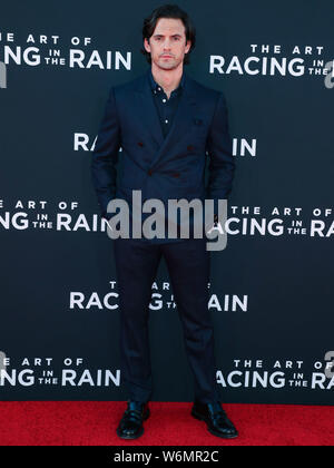 Hollywood, Vereinigte Staaten. 01 Aug, 2019. HOLLYWOOD, LOS ANGELES, Kalifornien, USA - AUGUST 01: Schauspieler Milo Ventimiglia kommt an der Los Angeles Premiere von Twentieth Century Fox's "The Art Of Racing In The Rain" gehalten am El Capitan Theatre am 1. August 2019 in Hollywood, Los Angeles, Kalifornien, Vereinigte Staaten. (Foto von Xavier Collin/Image Press Agency) Quelle: Bild Presse Agentur/Alamy leben Nachrichten Stockfoto