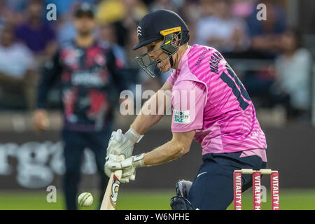 London, Großbritannien, 1. August 2019. Eoin Morgan schlagen für Middlesex gegen Kent Spitfires in der Vitalität Blast T20 Cricket Match an den Lords. David Rowe/Alamy leben Nachrichten Stockfoto