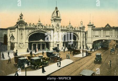 Krönung Ausstellung, Wood Lane, London, 1911. Die Krönung Ausstellung, an der weißen Stadt in West London, war die Krönung von König George V und Maria von Teck am 22. Juni 1911 zu feiern. Postkarte. [Valentine &Amp; Sons Ltd] Stockfoto