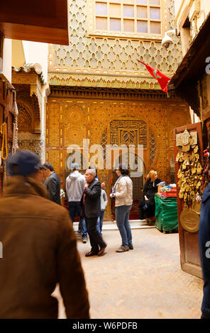 Universität von al-Qarawiyyin (Al-Karaouine) die älteste bestehende, kontinuierlich betriebene Hochbildungsträger der Welt, Fez, Marokko, Afrika. Stockfoto