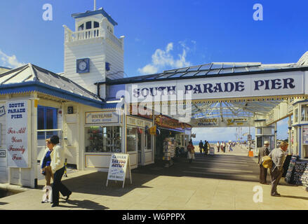 South Parade Pier Eingang, Southsea, Portsmouth, Hampshire, England, UK. Ca. 80er Stockfoto