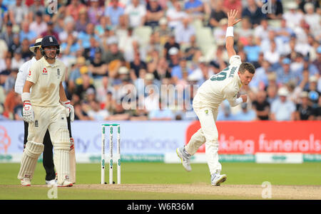 Birmingham, Großbritannien. 02 Aug, 2019. Peter Siddle von Australien bowling beim Tag der Specsavers Asche erste Testspiel bei Edgbaston Cricket Ground, Birmingham. Credit: ESPA/Alamy leben Nachrichten Stockfoto