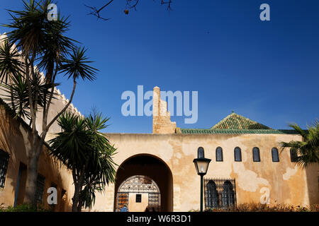 Schönen Himmel und Cloud Muster im Kasbah des Udayas, in süd-west Side. Kasbah des Udayas, Rabat, Marokko, Afrika. Stockfoto