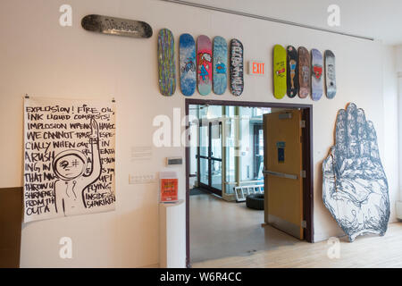 Skateboarding-Ausstellung im Arts Center der Capital Region in Troy NY Stockfoto