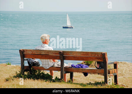 Portland, Dorset. 2. August 2019. UK Wetter. Die Menschen genießen die Sonne auf der Insel und in Dorset. Credit: stuart Hartmut Ost/Alamy leben Nachrichten Stockfoto