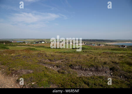 Remote North Highland Siedlung mit Meer Buchten auf beiden Seiten in der Nähe von dunnett Kopf in Caithness, Schottland Stockfoto