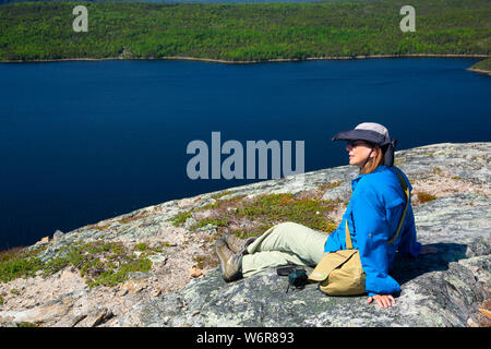 Nordosten Arm Anzeige von Mill Cove Lookout Trail Gipfel, Terra Nova Nationalpark, Neufundland und Labrador, Kanada Stockfoto