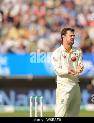 BIRMINGHAM, ENGLAND. 02. AUGUST 2019: Travis Leiter Australien bereitet während der Tag des Specsavers zu bowll Asche erste Testspiel bei Edgbaston Cricket Ground, Birmingham. Stockfoto