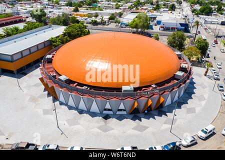 Luftbild oder Stadt Landschaft der Sonoran Arena früher genannt, Turnhalle in Hermosillo, Sonora. Einer der Hauptstraßen dieser Stadt ist von Rodriguez Boulevard. (Foto: LuisGutierrez/NortePhoto.com) Vista aerea o paisaje de Ciudad de la Arena Sonora antes llamado gimnacio del Estado de Hermosillo, Sonora. Se ubica en el bulevar Rodriguez una de las principales avenidas De esta Ciudad. (Foto: LuisGutierrez/NortePhoto.com) Stockfoto