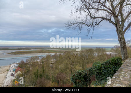 Saint-Valery-Sur-Somme und herrlichen Landschaft an einem trüben Wintertag, Frankreich Stockfoto