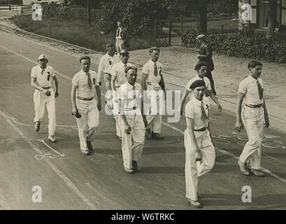 De Franse deelnemers op het Parcours van 55 km Op de Mookse Baan tijdens de 23e Stockfoto