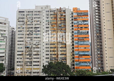 Überfüllte Hochhaus Wohnungen, Aberdeen, Hong Kong Stockfoto