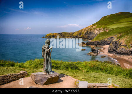 Montag, 4. Juni 2018 Llangrannog West Wales UK UK Wetter Wer braucht, ins Ausland zu gehen, wenn sie dies vor der Haustür haben? # Llangrannog mit Saint Ca Stockfoto