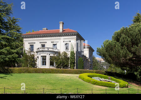 BERKELEY, CA/USA, der Universität Haus auf dem Campus der Universität von Kalifornien, Berkeley ist die Heimat des Kanzlers der Universität. Juni 15, 2013 Stockfoto