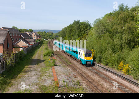 Transport für Wales Class 175 Diesel Zug 175109 bei Ruabon mit einem Cardiff Central nach Holyhead Zug Stockfoto