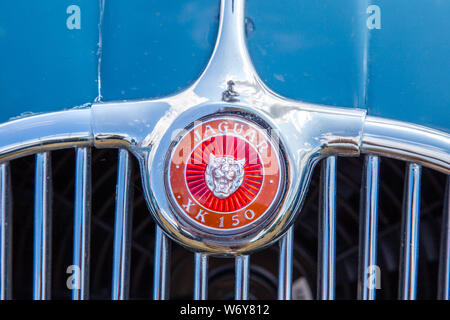 Jahrgang 1950er Jaguar XK 150 Auto Abzeichen Stockfoto