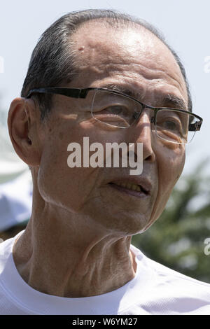 Fukushima, Japan. 3 Aug, 2019. Japanische Rentner Baseballspieler Sadaharu Oh beantwortet Fragen von Journalisten an der Azuma Sport Park, während des ''Tohoku Media Tour: Fukushima Kurs'' Veranstaltung. Die jährliche Veranstaltung, organisiert von der Tokyo Metropolitan Government (TMG) präsentiert die Wiederherstellungsmaßnahmen in Fukushima, der von der 2011 grossen Osten Japan Erdbeben betroffen. Credit: Rodrigo Reyes Marin/ZUMA Draht/Alamy leben Nachrichten Stockfoto