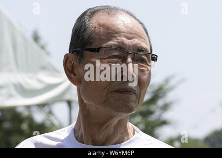 Fukushima, Japan. 3 Aug, 2019. Japanische Rentner Baseballspieler Sadaharu Oh beantwortet Fragen von Journalisten an der Azuma Sport Park, während des ''Tohoku Media Tour: Fukushima Kurs'' Veranstaltung. Die jährliche Veranstaltung, organisiert von der Tokyo Metropolitan Government (TMG) präsentiert die Wiederherstellungsmaßnahmen in Fukushima, der von der 2011 grossen Osten Japan Erdbeben betroffen. Credit: Rodrigo Reyes Marin/ZUMA Draht/Alamy leben Nachrichten Stockfoto