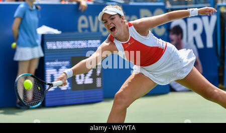 August 3, 2019: Caty McNally (USA) verliert an Camila Giorgi (ITA) 7-6, 6-2, am CitiOpen gespielt bei Rock Creek Park Tennis Center in Washington, DC. © Leslie Billman/Tennisclix/CSM Stockfoto