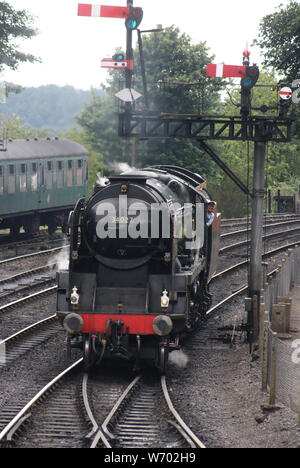 West Country Klasse erhaltene Dampflok 34027 Zeitarbeit Tal in Bridgnorth Halle auf Severn Valley Railway für Kohle und Wasser am 1. August 2019 Stockfoto