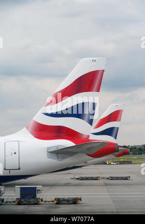 British Airways Flugzeuge in London Heathrow Terminal 5 Stockfoto