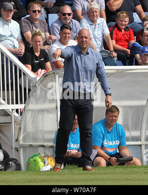 HARTLEPOOL, ENGLAND 3. August Sutton United manager Matt Grau während des Vanarama nationalen Liga Match zwischen Hartlepool United und Sutton United im Victoria Park, Hartlepool am Samstag, den 3. August 2019. (Credit: Mark Fletcher | MI Nachrichten) Stockfoto