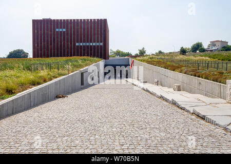 Canakkale/Türkei - vom 14. Juli 2019: Troy Museum Außenansicht. Archäologische Stätte von Troja ist ein UNESCO Weltkulturerbe Stockfoto
