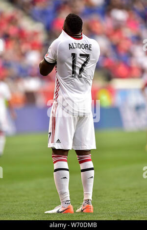 Harrison, New Jersey, USA. 3 Aug, 2019. Toronto FC Vorwärts Jozy Altidore (17) reagiert bei Red Bull Arena in Harrison, New Jersey New York Niederlagen Toronto 2 bis 0 Credit: Brooks Von Arx/ZUMA Draht/Alamy leben Nachrichten Stockfoto